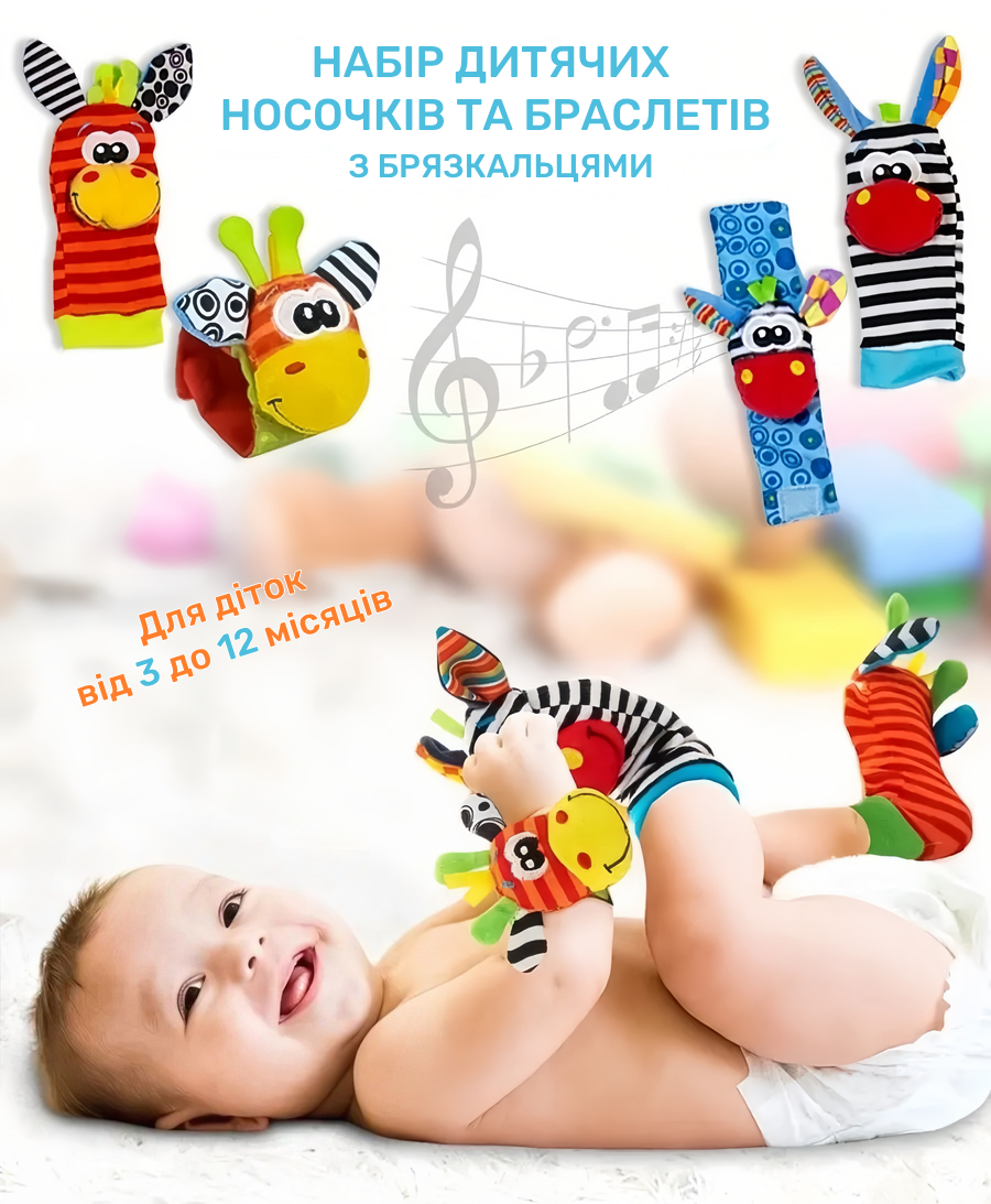 Компостер стоїть в саду коло забору, зелена трава